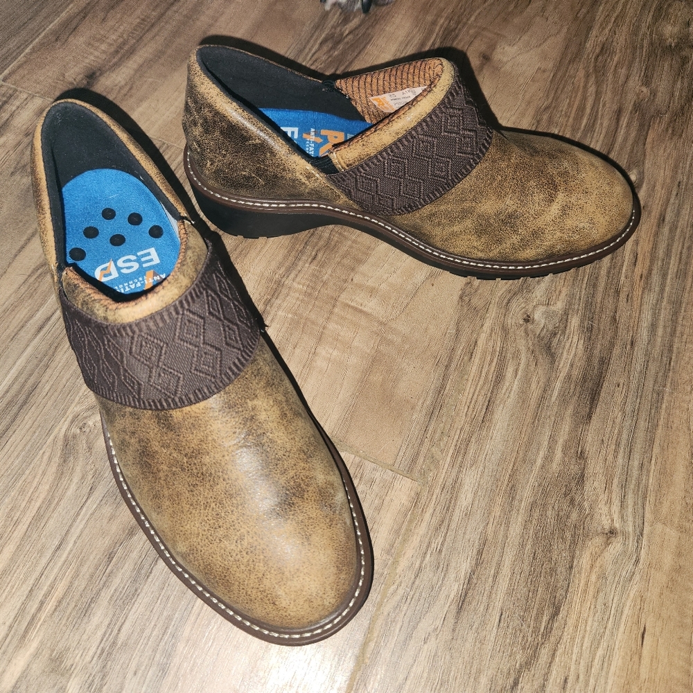 Womens Timberland Pro Slip on Size 8